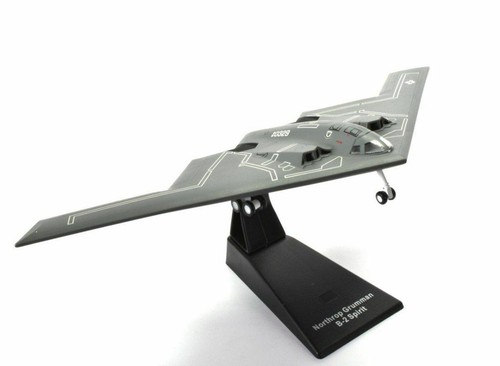 Northrop Grumman B-2 Spirit Jet Age, 1/200 Scale. New with stand - Picture 4 of 4