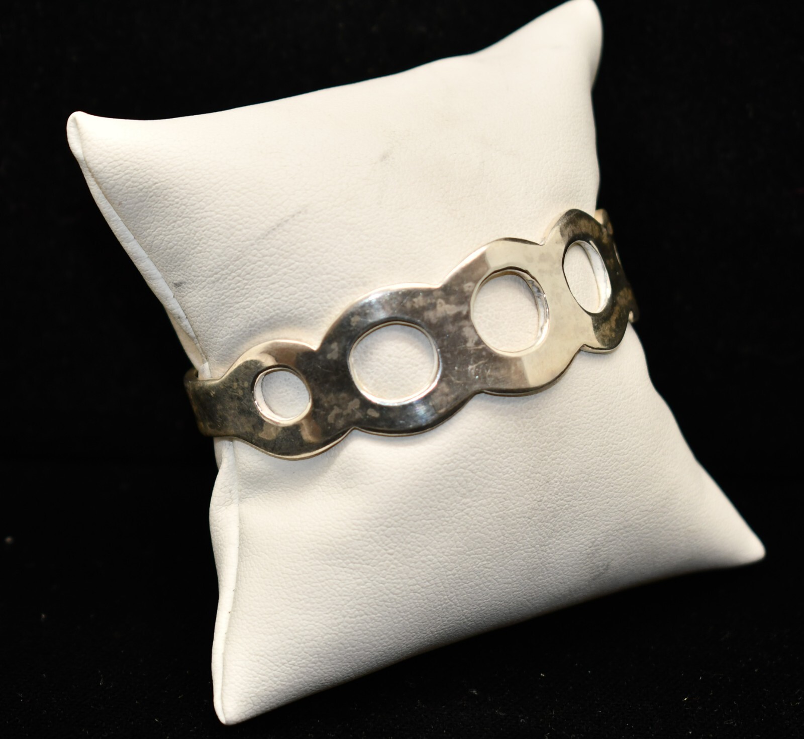 Sterling Silver Simple Circle Design Cuff Bracele… - image 2