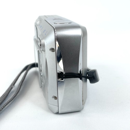 Pentax Optio 33LF 3.2 MP Digital Selfie Swivel Camera Silver AA w/ Memory Card - Picture 4 of 17