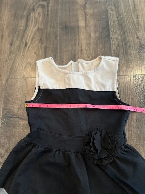 *GUC* Crazy 8 女孩黑色、棕褐色和灰色无袖连衣裙尺寸:L 10/12 — 第 2/4 张图片