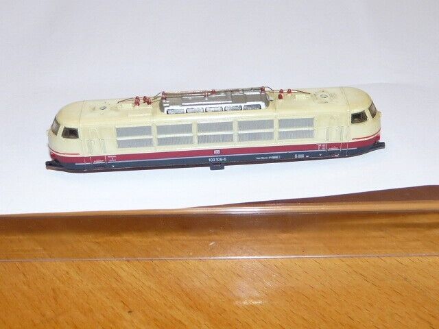 Picture 3 of 6