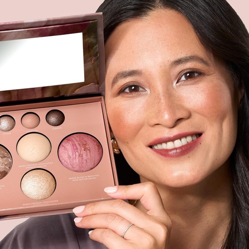 The Best of the Best Full-Size Baked Makeup Palette - Travel-Friendly Must-Have - Picture 11 of 11