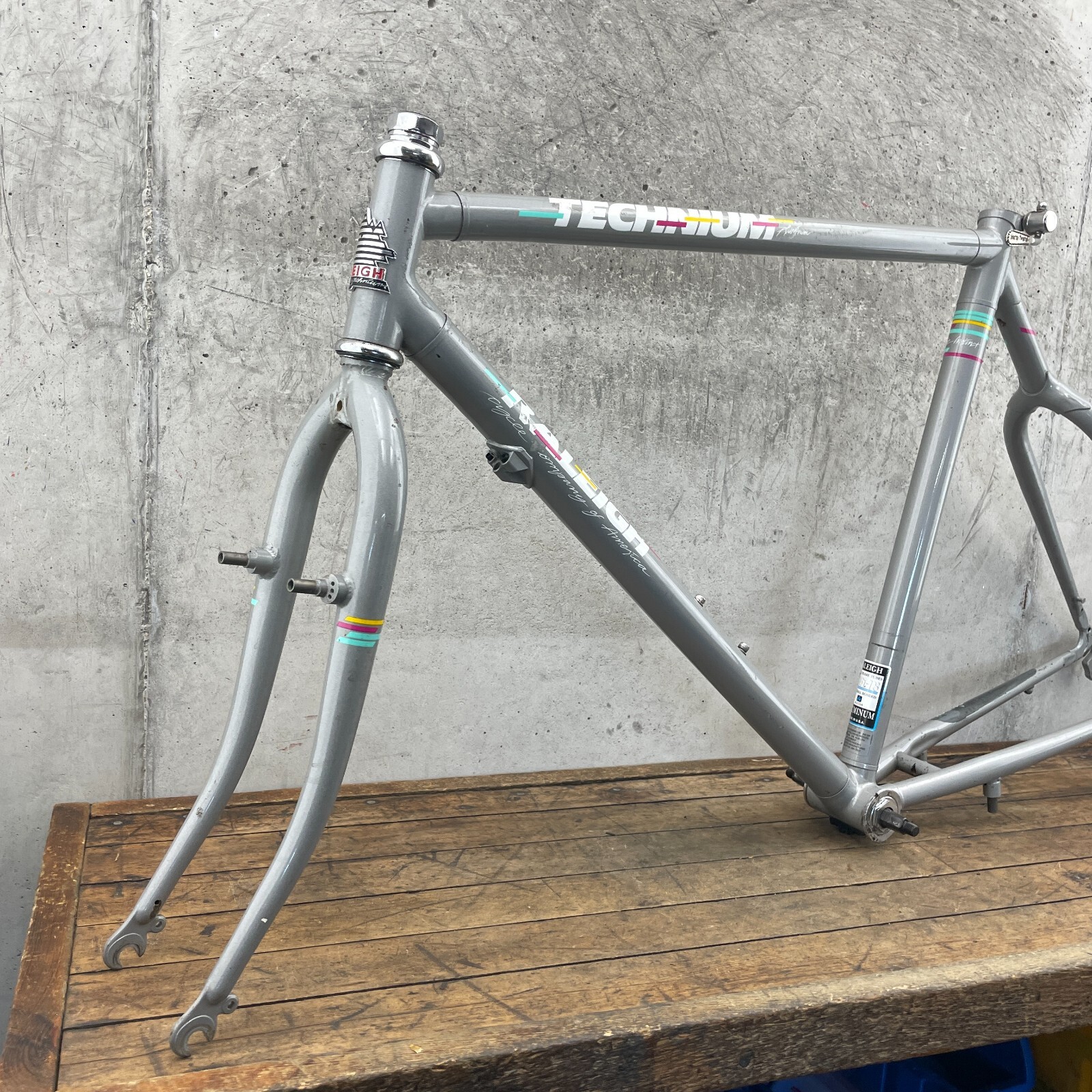 Vintage Raleigh Technium Mountain Bike Frame Set 20 in Made in USA 26