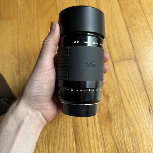 Sigma Zoom AF 75-300mm 1:4.5 5.6 Lens Cannon
