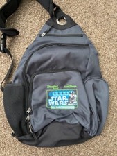 Mochila RunDisney Star Wars The Lightside 2017 Rebel Challenge R2D2