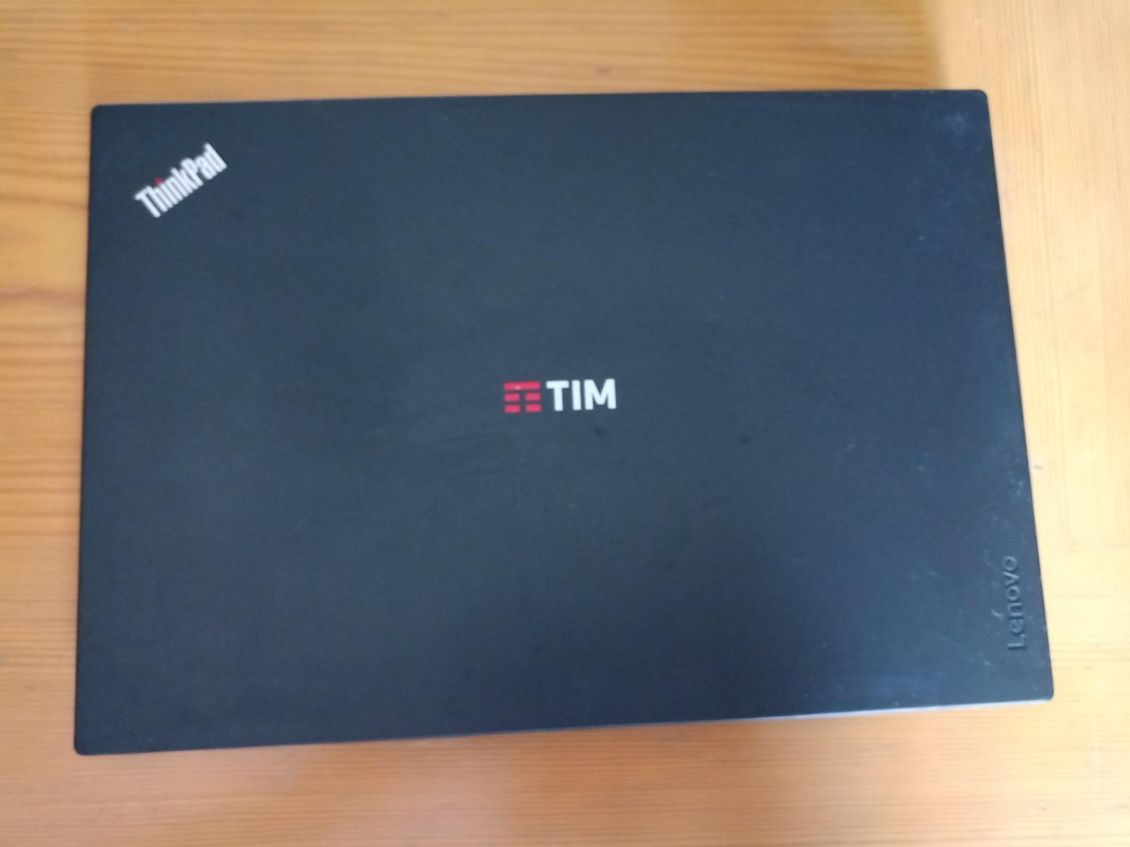 LENOVO T460 SCOCCA ESTERNA INTEGRA CON MONITOR E TASTIERA FUNZIONANTE