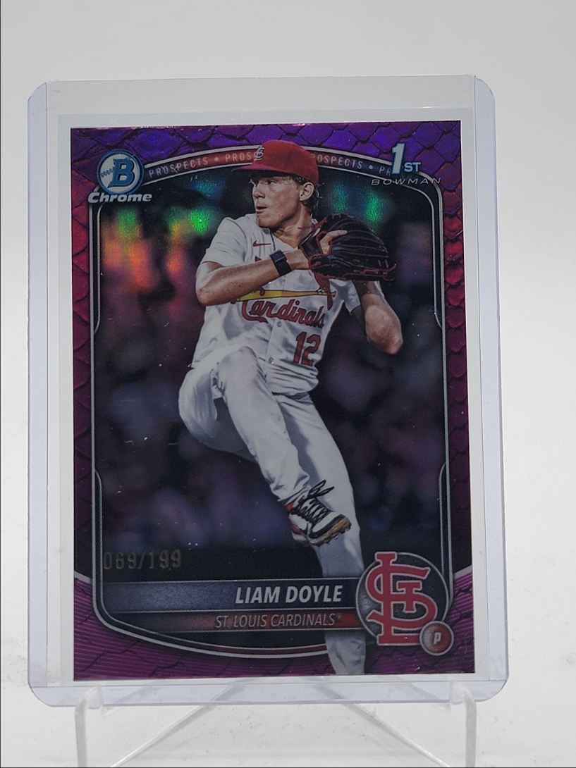 LIAM DOYLE 2025 BOWMAN CHROME DRAFT 1ST FUCHSIA REPTILIAN /199 Q4874
