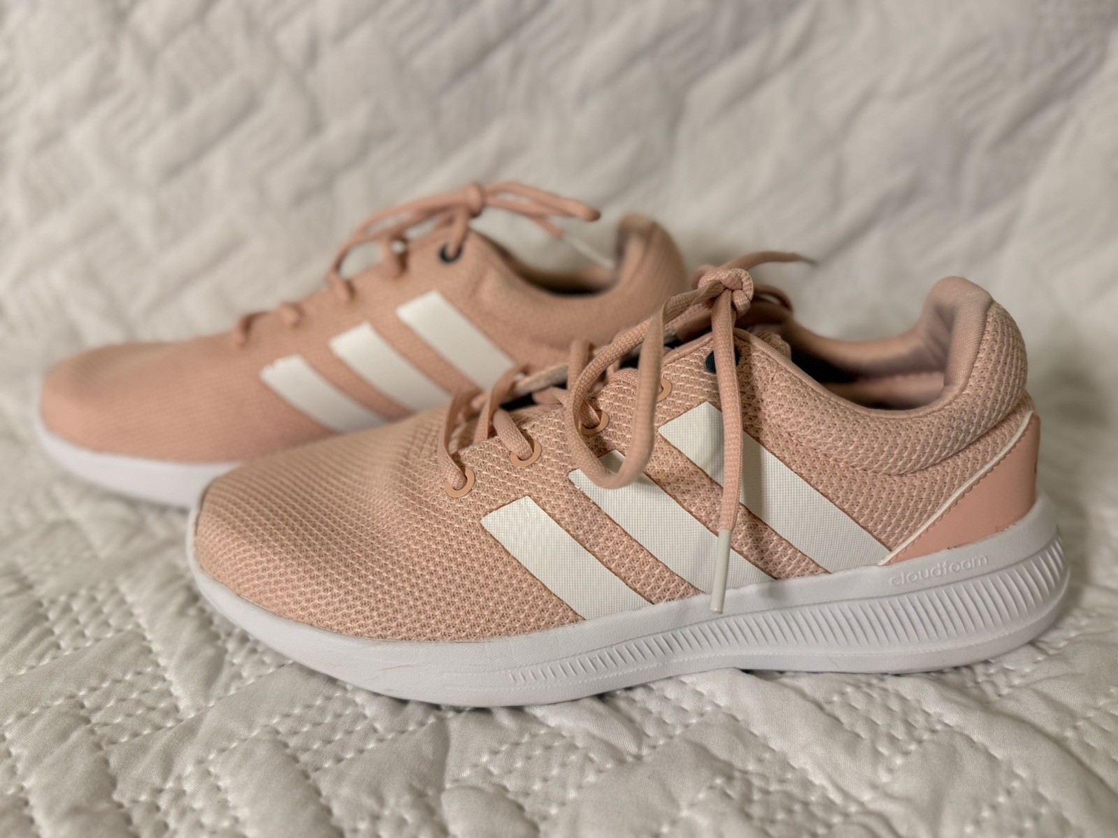 Adidas • Pink Cloudfoam Shoes women’s size 8