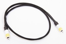 Chord Signature Digital Super Aray RCA interconnect cable, boxed, 1m long