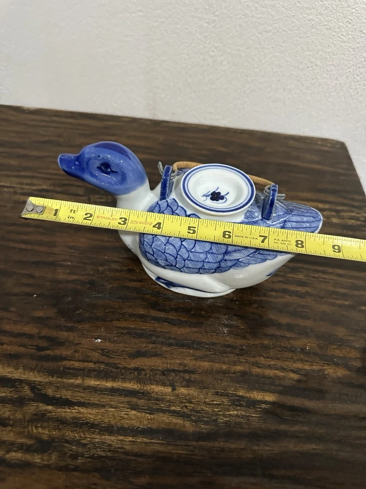 VTG Hand Painted Chinoiserie Tea Pot Duck Shaped Blue White Handle Porcelain - Image 2 of 4