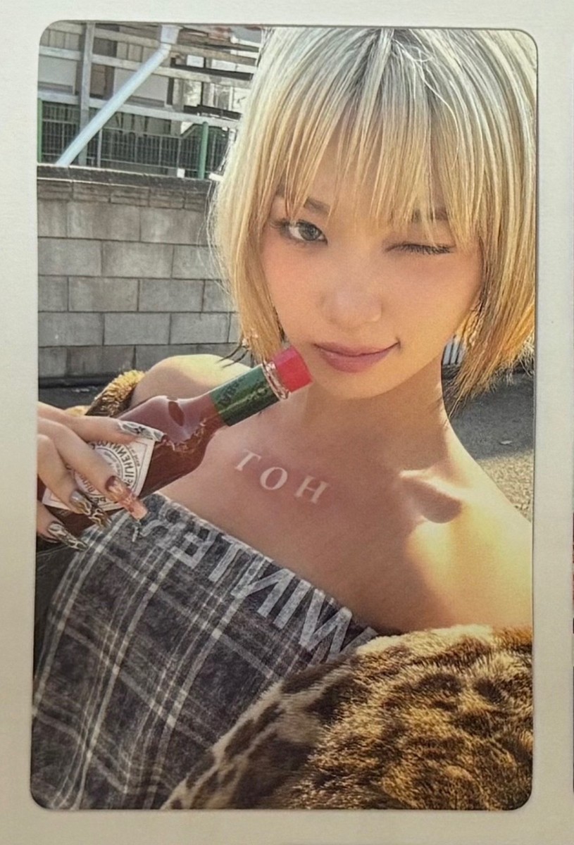 LE SSERAFIM-5TH MINI ALBUM HOT WEVERSE POB PHOTOCARD PHOTO CARD