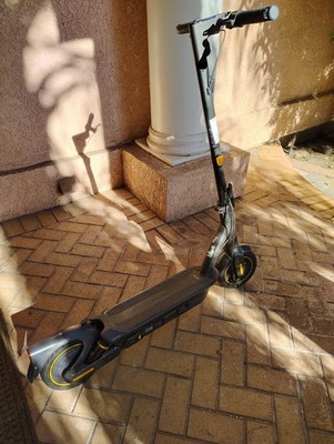 Segway Ninebot Max G2 Electric Kick Scooter 43 Mile Max Range & 22mph Top Speed