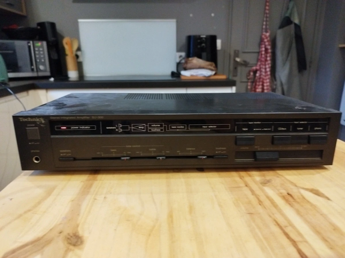 Vintage 1989 - Amplificateur Technics SU-X920D - 100 W . TB état de marche