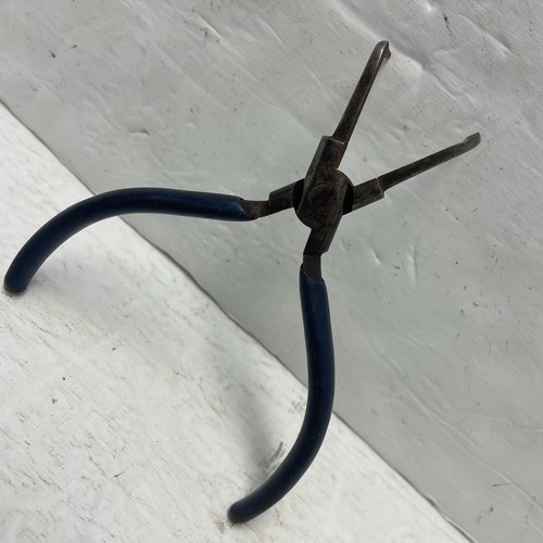 Bent Needle Nose Pliers - 5.5" - Japan - Blue - Good Condition - Picture 10 of 13