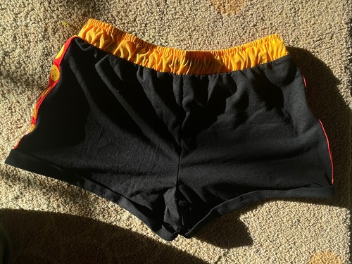 Dragon Ball Z Dragon Radar Shorts Girls Size M Black Cuffed Soft - Picture 5 of 5