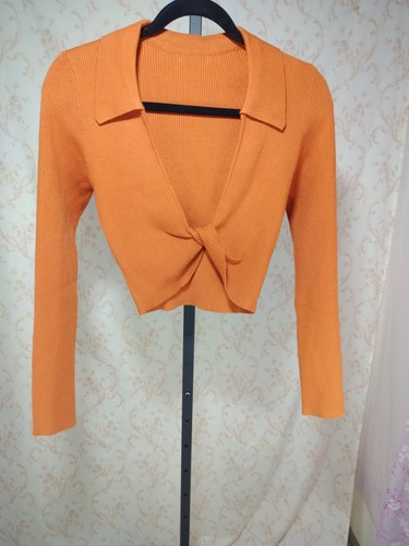 Women's Collared Deep Plunge Twist Crop Top Long Sleeve Sweater, Size Large - Picture 1 of 13