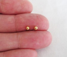Stainless steel 3mm gold plated Ball Bead stud earrings.