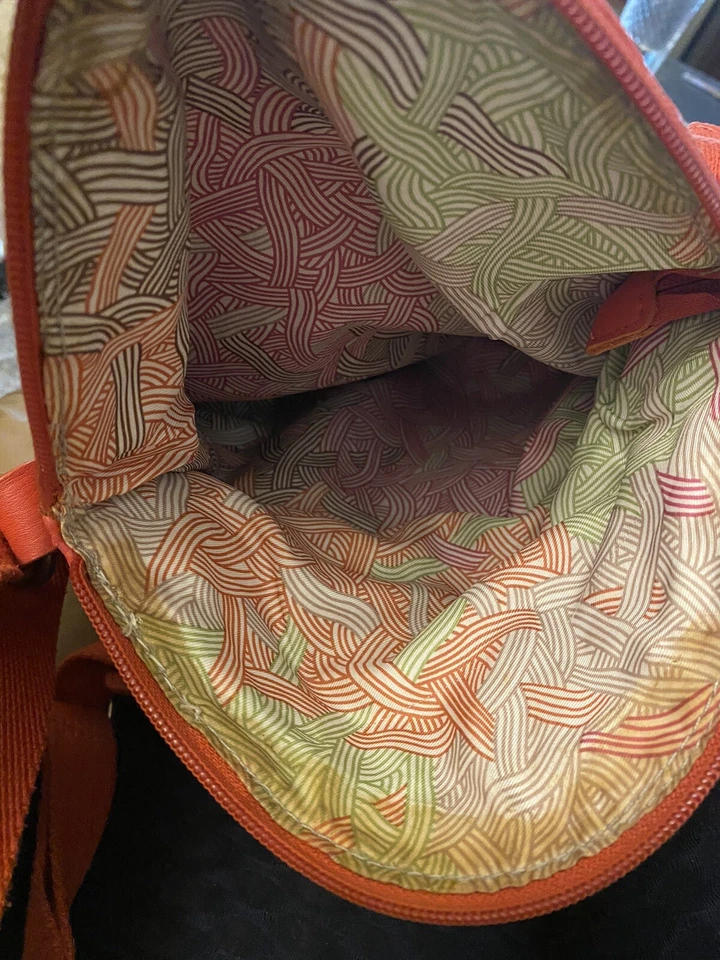 Bandolera plegable de cuero The Sak Cayenne Deena Foto 4 de 4