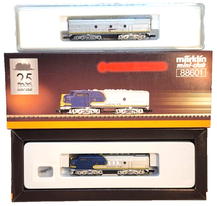Marklin Z Mini Club 88601 EMD F7A/82600 F7B AT&SF Blue Diesel Set