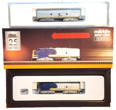 Marklin Z Mini Club 88601 EMD F7A/82600 F7B AT&SF Blue Diesel Set