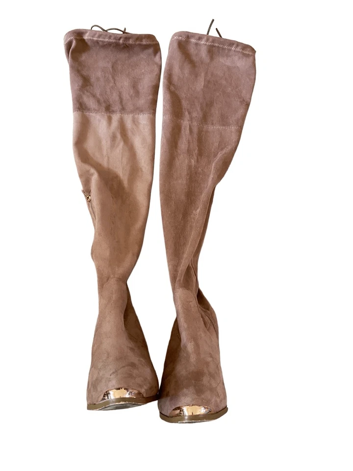 Botas altas hasta el muslo Catherine Malandrino color dorado talla 8,5 Foto 4 de 4