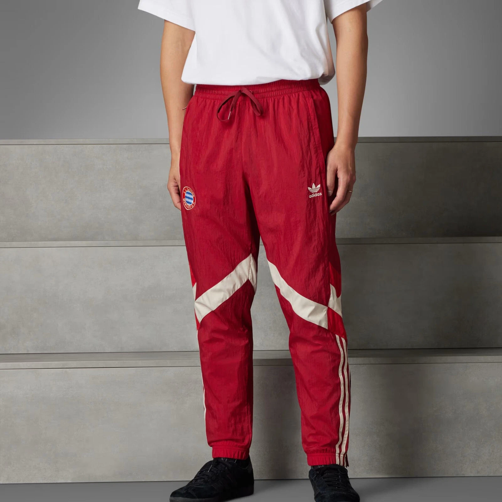 NWT Adidas Originals Men's FC Bayern Track Pants IS6512 Active Maroon $90
Opens in a new window or t