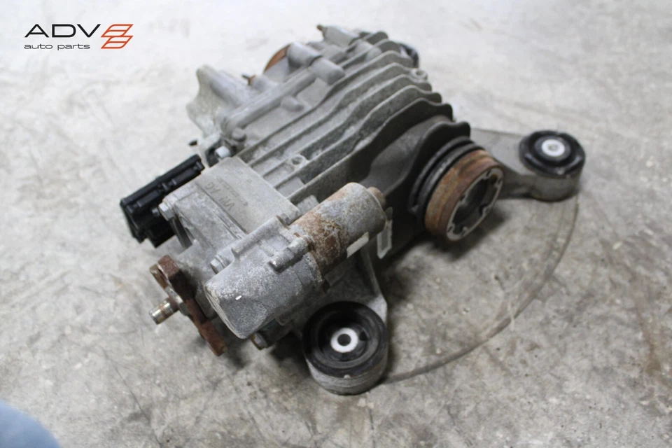 Audi S3 A3 2015-2017 eje diferencial trasero soporte y módulo OEM Foto 2 de 4