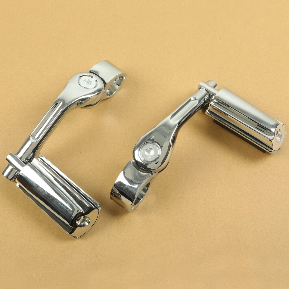 Clavijas de pie de carretera en ángulo largo de 1,25" montaje de barra de choque para Harley Road Street Glide Foto 4 de 4