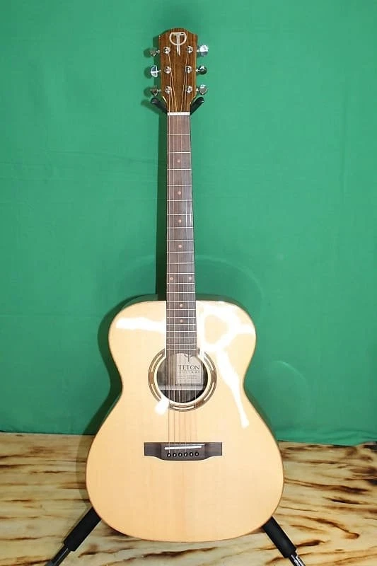Teton Grand Concert Acoustic Guitar STG110NT Foto 2 de 4