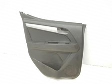 Porte arrière et accessoires Isuzu SERIE N