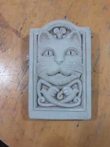 FABULOUS VINTAGE 1995 CARRUTH STUDIOS 4.5 X 3 INCH HAND CAST CAT WALL PLAQUE