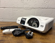 Epson EB-536Wi HDMI 3400 Lumens Short Throw Home Cinema Projector Golf Sim