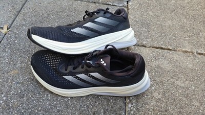 Adidas Supernova Solution schwarz/weiß Größe 43 1/3