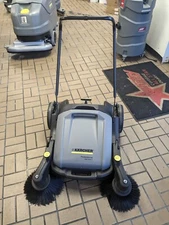 Floor sweeper