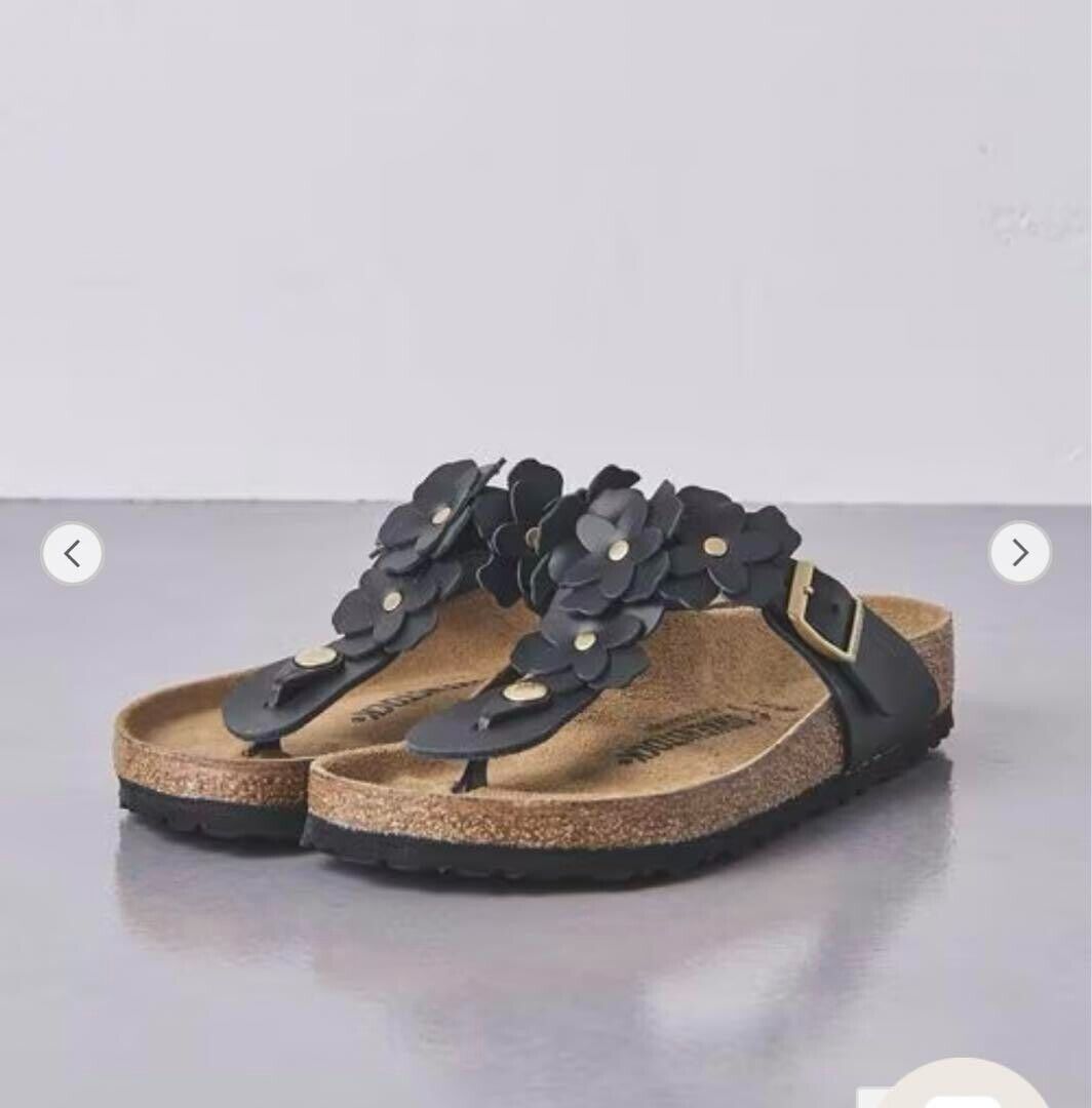 BIRKENSTOCK Gizeh Sandals Flower Embellishment Black Regular BIRKENSTOCK Gizeh Sandals Flower Embellishment Black Regular