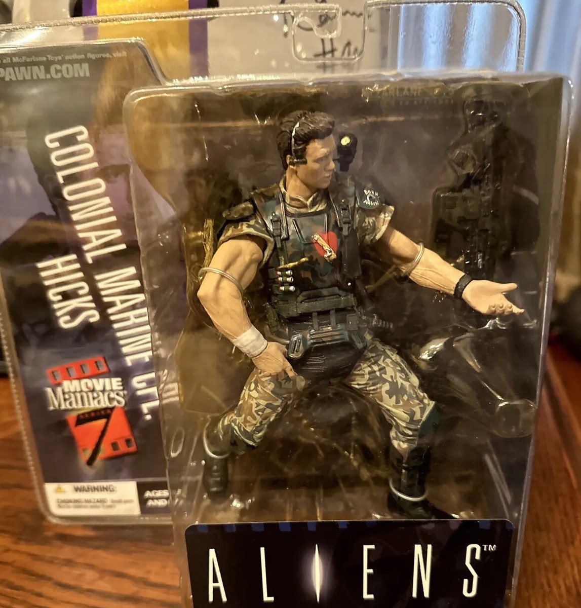 Movie Maniacs Series 7 COLONIAL MARINE CPL HICKS Aliens McFarlane