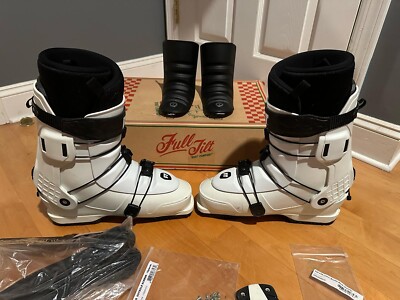 Full Tilt Descendant 8 Ski Boots 30.5 White with Extras | eBay Full Tilt Descendant 8 Ski Boots 30.5 White with Extras | eBay