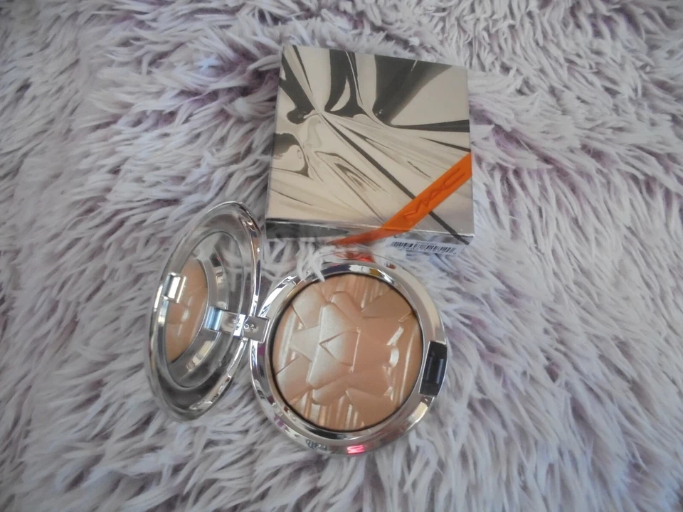 MAC Puder Rouge Highlighter Shiny Pretty Things Farbe Oh, Darling neu OVP - Bild 2 von 4