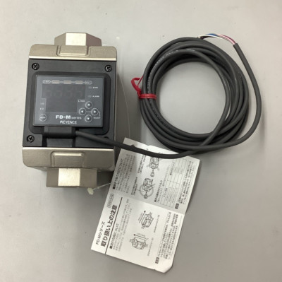 Keyence FD-M100AT Electrode Electromagnetic Flow Sensor 24VDC (b581)