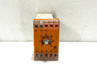 Schleicher SZM 51 Time Delay Relay 220V AC 1-30s Industrial Timer