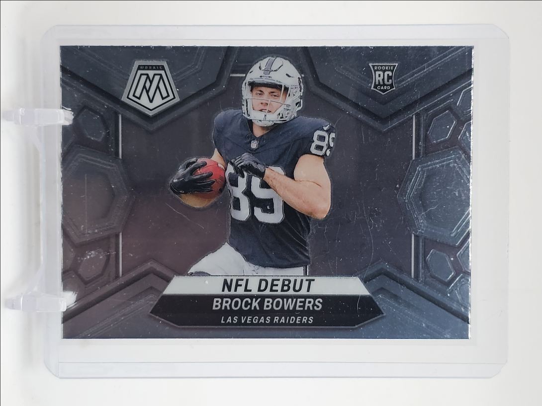 BROCK BOWERS 2024 MOSAIC NFL DEBUT ROOKIE FOOTBALL RAIDERS RC Q6082