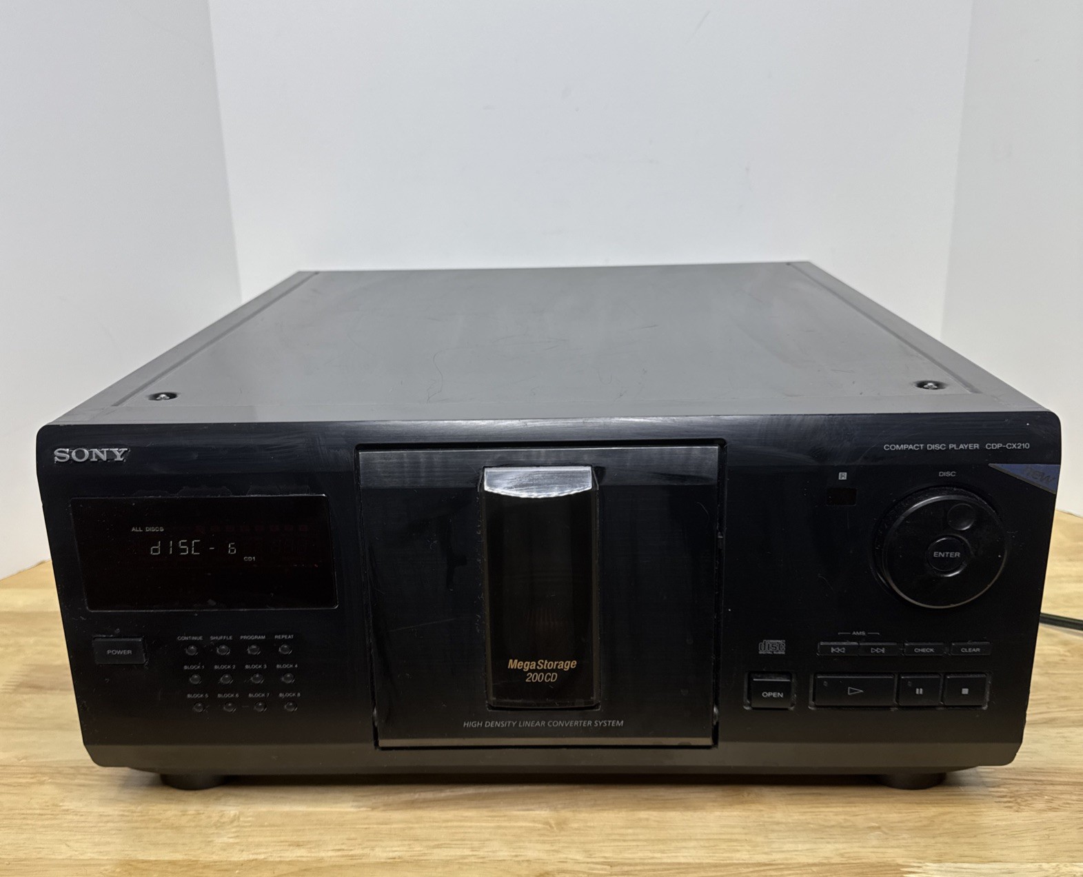 Sony CDP-CX210 200 Disc Mega Storage CD Player Disc Changer - Tested & Working