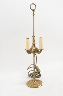 Q45S46 Vintage Messing Tischlampe in der Art einer Bouillotte Lampe