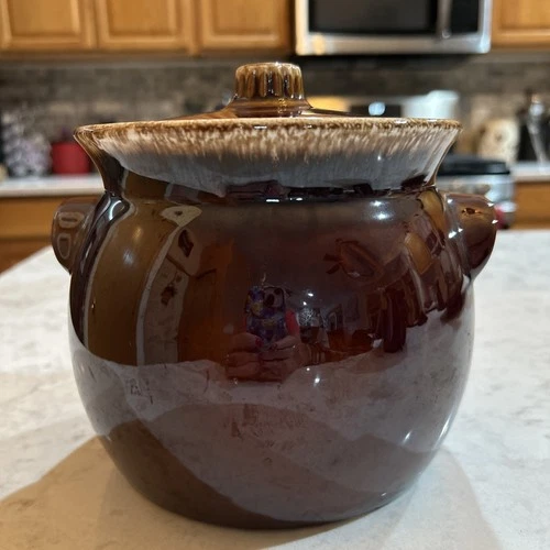 Vintage Hull Pottery Brown Drip Bean Pot Crock With Lid Oven Proof USA 2Qt