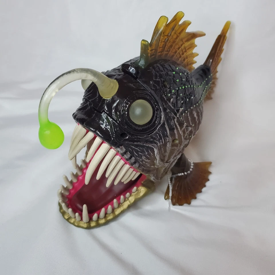 Figura de acción Chap Mei pez ángel de aguas profundas con boca masticadora pez juguete Nemo Foto 3 de 4