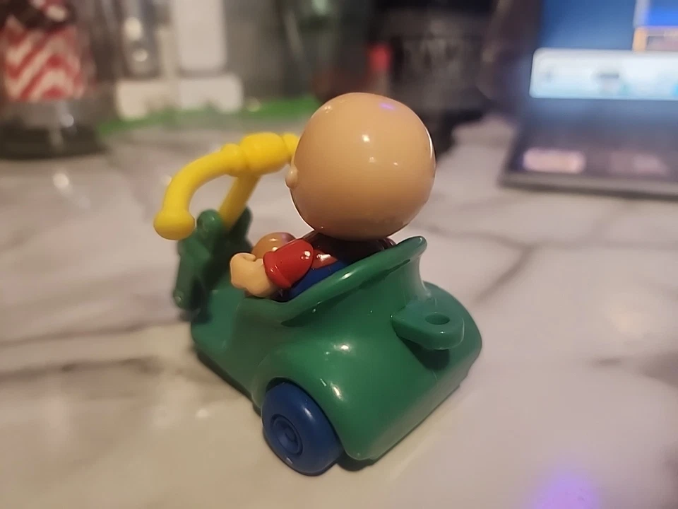 Scooter Caillou Treehouse con figura Foto 4 de 4