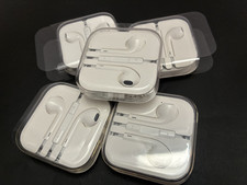 LOT OF 5 New Original  iPhone EarPods Wired 3.5mm Headset Earbud Headphones