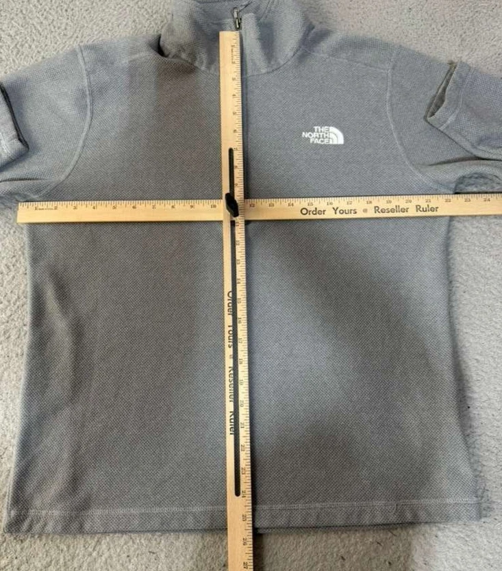 The North Face Men’s L Gray 1/4 Zip Fleece Pullover Sweater Jacket – Warm Soft - Image 4 of 4