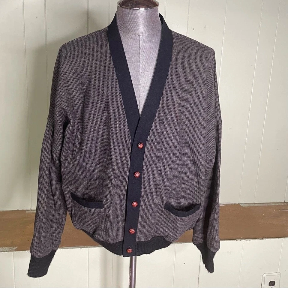 Vintage PENDLETON USA brown black WOOL V Neck Grandpa cardigan SWEATER Jacket XL - Image 2 of 4