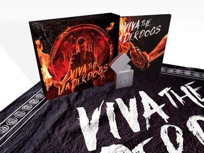 Parkway Drive Viva the Underdogs Deluxe Box inkl. Lighter & Bandana) (CD)